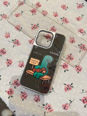 CASETiFY Mirror Case iPhone 15 Pro Max — Green Dinosaur "Growl"